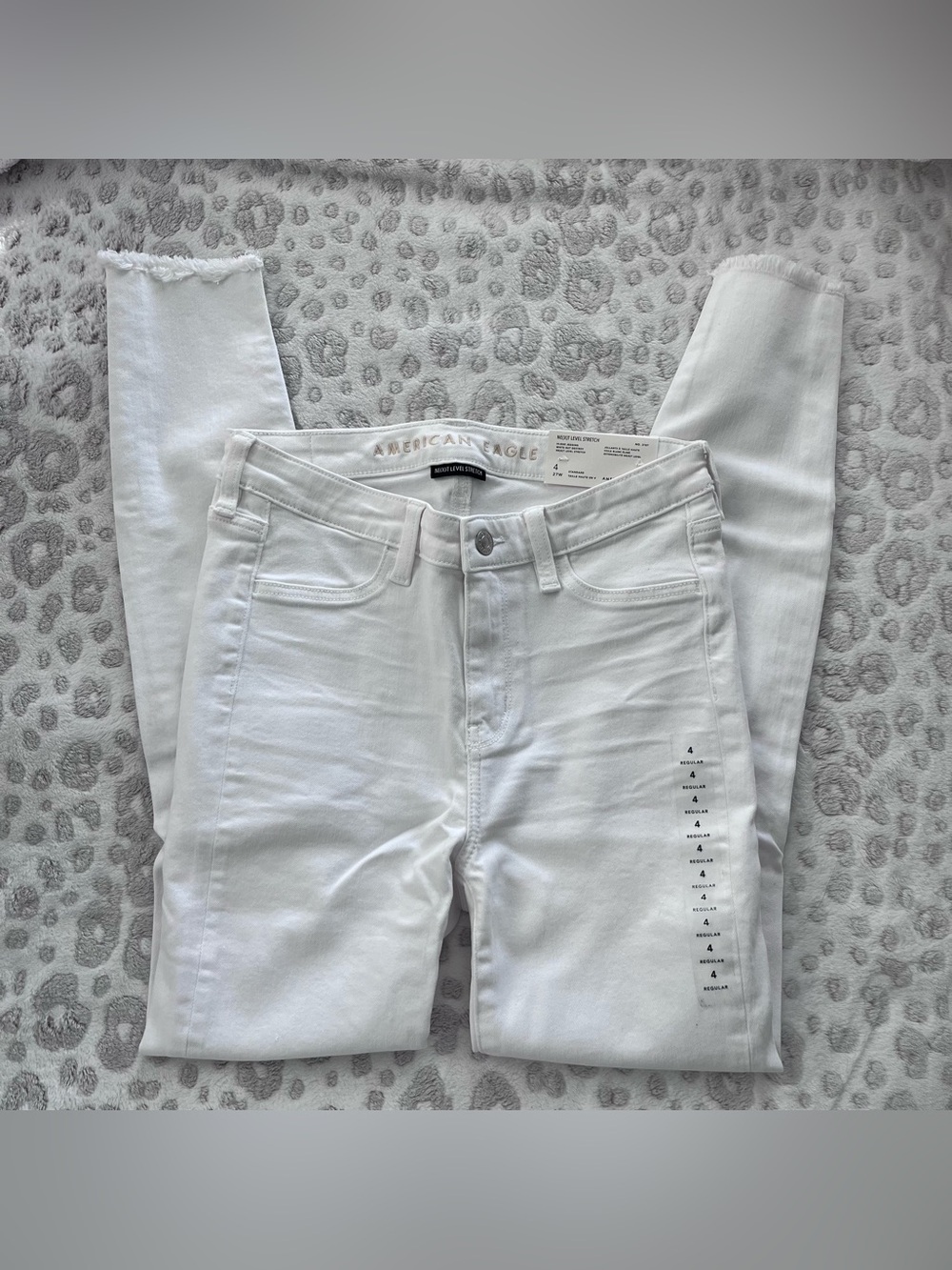 American Eagle Outfitters White Skinny High-Rise Jeans